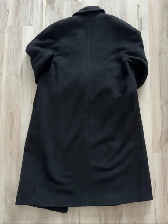 The Slouch Coat - Picture 3 of 8